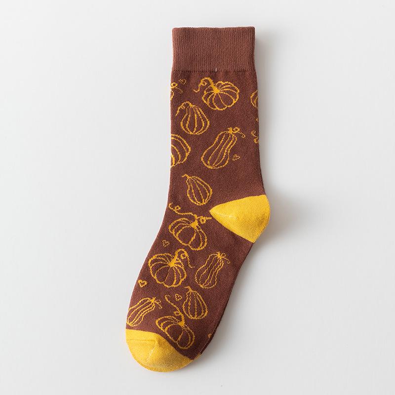European & American Halloween Cartoon Socks: Pumpkin & Squirrel Mid-Calf Cotton for Men & Women