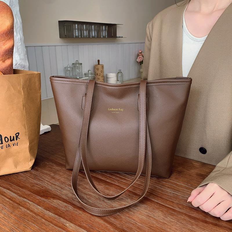Large-capacity bag to work, new casual class, shoulder texture, fashionable and versatile commuter tote bag, autumn