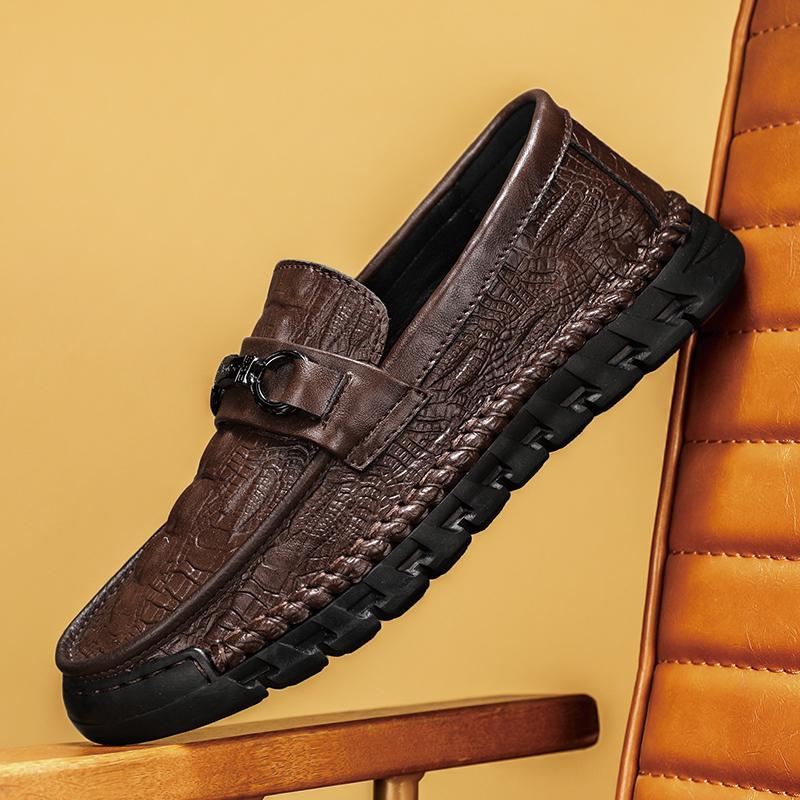 2025 New Style British Men's Bean Shoes Trendy Ins Lazy Shoes Autumn Winter Bean Men Casual Shoes Non-Leather Rubber