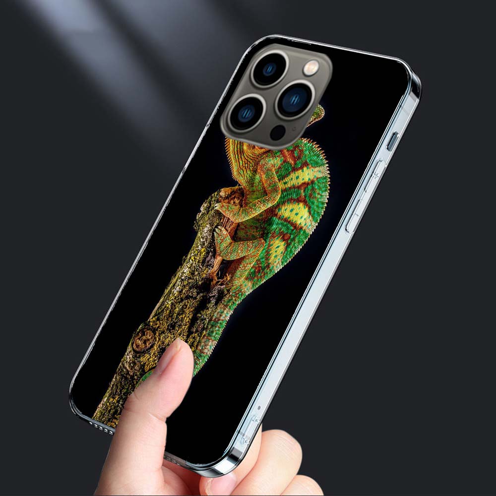 Chameleon Funny Wildlife Phone Case For Iphone 16E 15 Pro 14 Plus 17E 16 17 Pro Max Air 11 12 13 Mini Shockproof Capa Cute Co