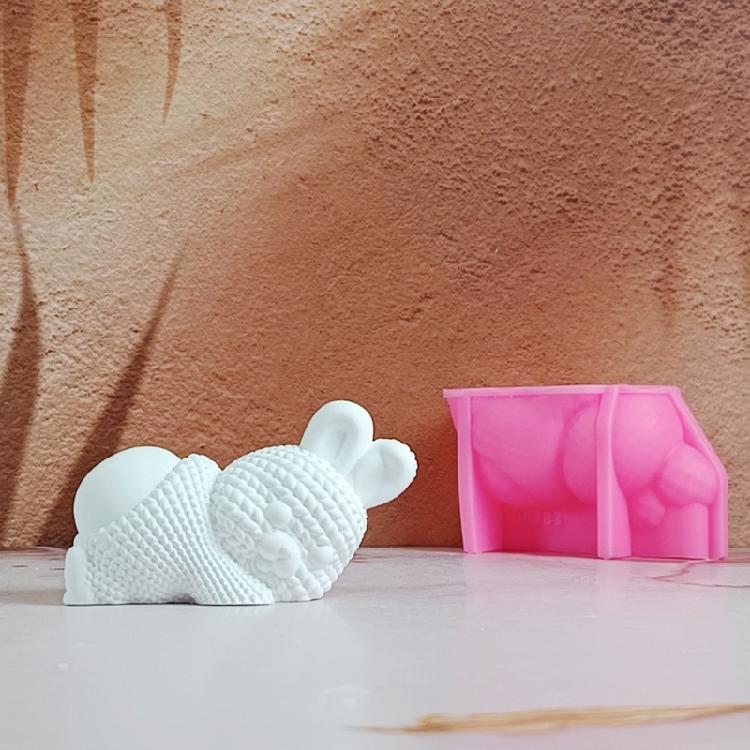 Knitted Rabbit Silicone Candle Molds Easy Demolding Temperature Resistant Silicone Mould for Epoxy Resin Candle Soap