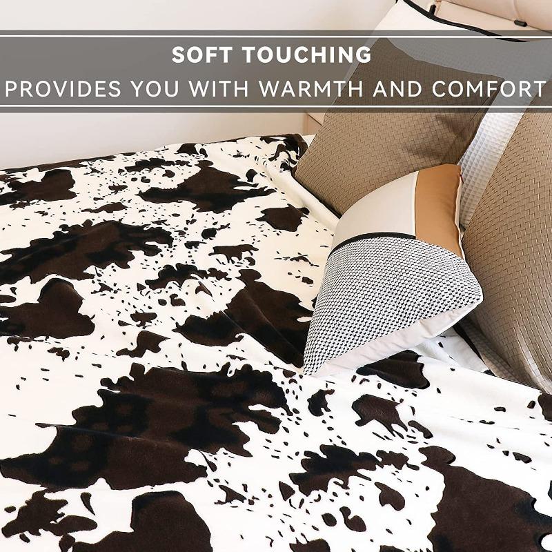 Cute Cow Print Blanket Soft Warm Plush Throw Blanket Fleece Flannel Lightweight Travel Blankets Cozy All-Season Couch Blankets