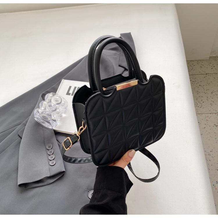 Rhombus Indentation Temperament 2025 New Trendy Simple Temperament Single Shoulder Crossbody Portable Small Square Women's Bag