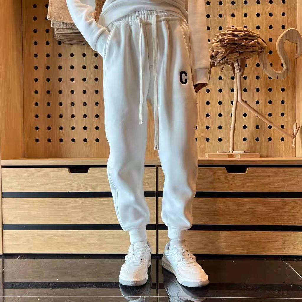 Dick bestickte lässige Sweatpants sind schlicht, vielseitig, bequem und für Männer und Frauen geeignet.