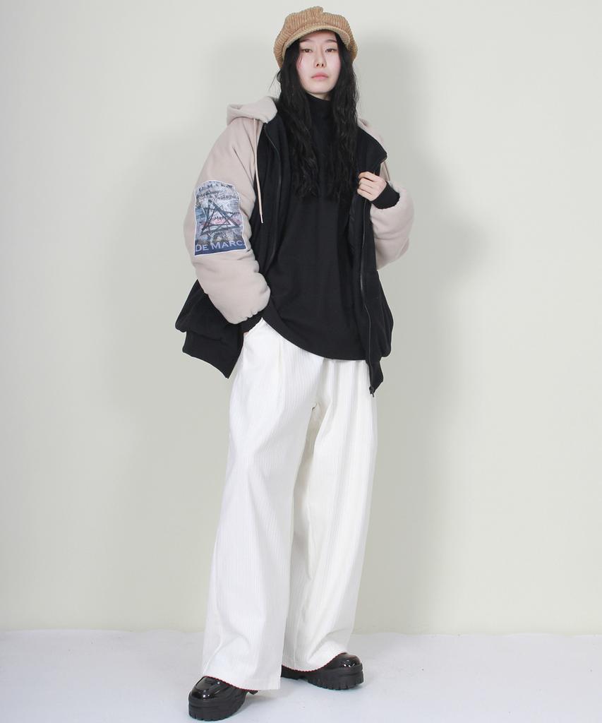 Deumakeu Wide-Fit Corduroy One-Pleat Elastic Pants White