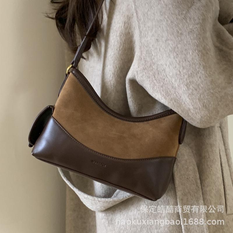 Frosted bag women's 2025 new commuter bag autumn and winter high sense popular retro shoulder bag crossbody bucket bag