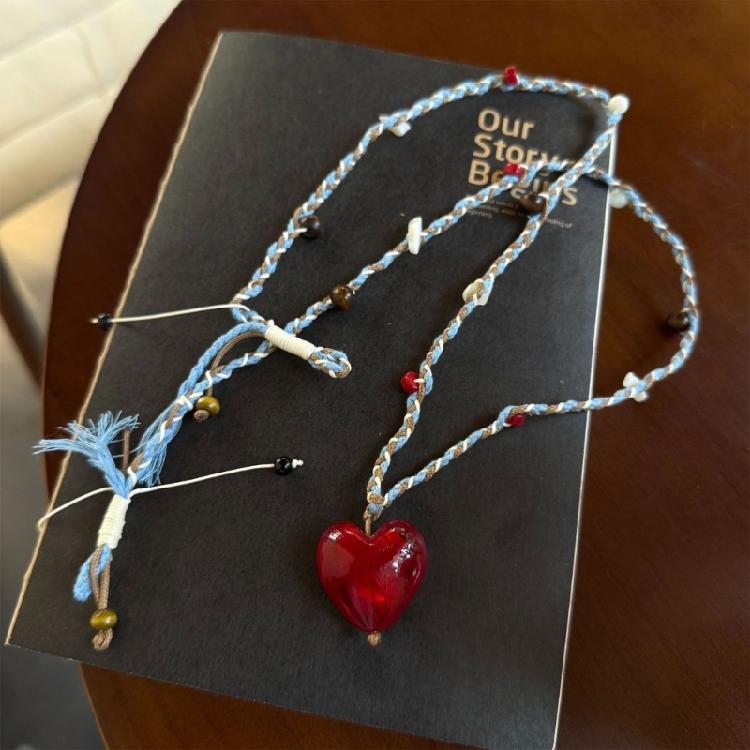 Collana con Ciondolo a Forma di Cuore Elegante Semplice Cavo Regolabile Fascino in Resina Collana a Coulisse Catena per la Clavicola Per Uso Quotidiano