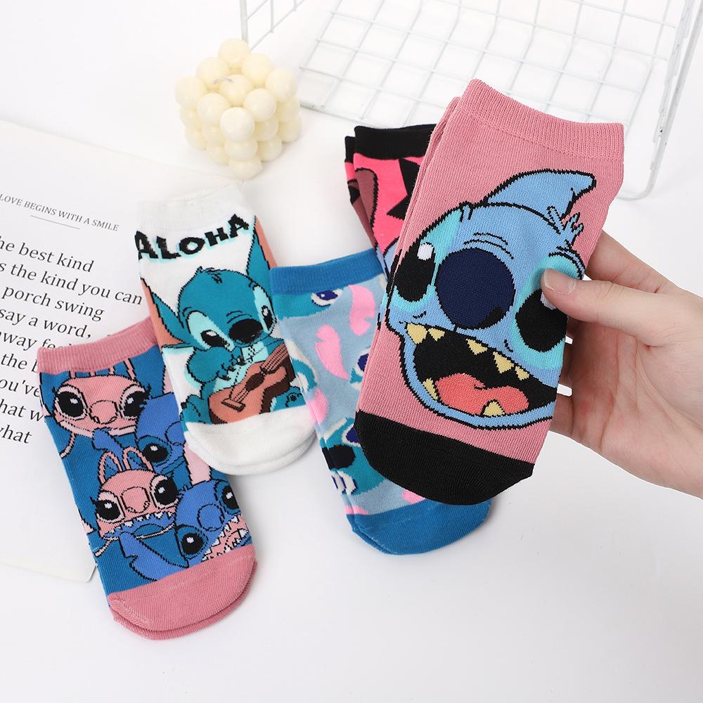 Disney 5 Pairs of Cartoon Cute Knitted Children's Socks Comfortable, Soft, Breathable, Fashionable and Versatile Socks for Daily Sports