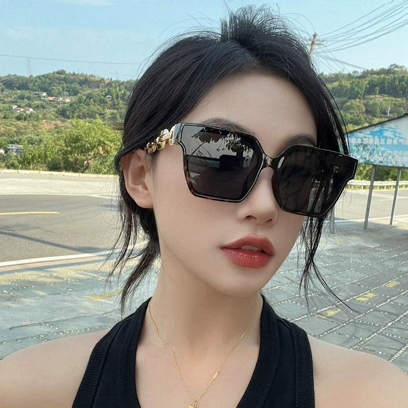 New Vintage Square Sunglasses Women Men Brand Rectangle Sun Glasses Female Oval Eyewear  for Male Female Eyeglasses