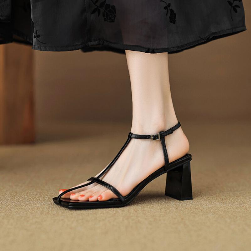 

Summer leather one-word sandals women s solid color medium heel large size beef tendon sole new fashion sandals square head thick heel buckle 40 чорний