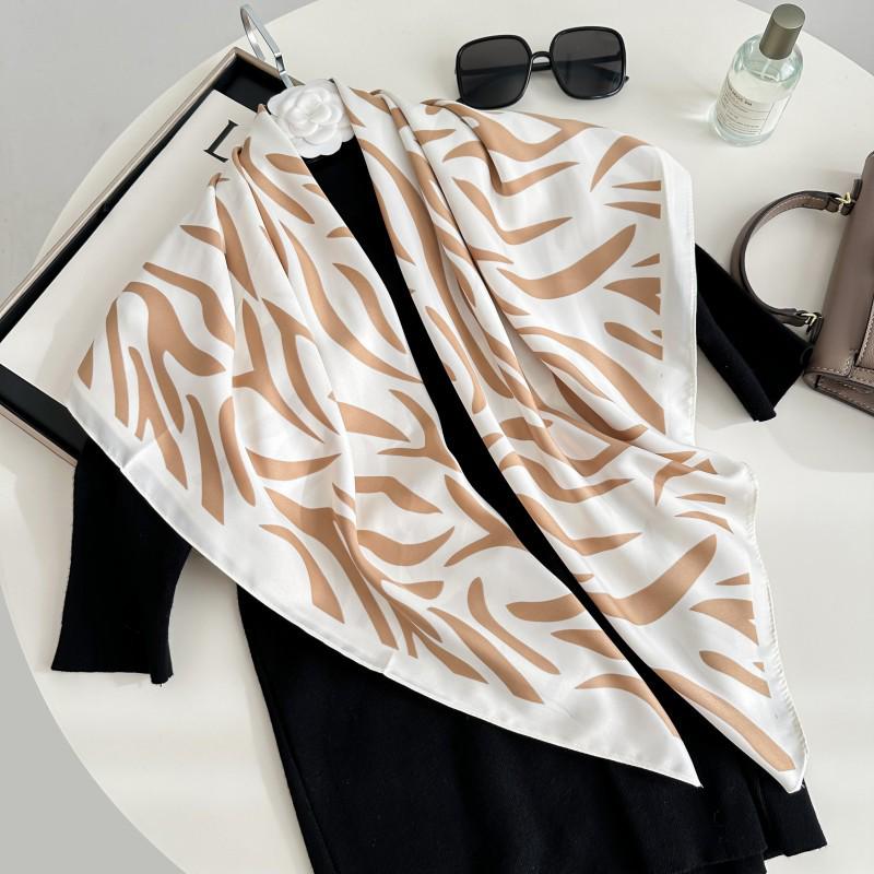 Čiernobiela hodvábna twill šatka so zvieracím vzorom - 90x90CM Jesenný/Zimný šál pre ženy