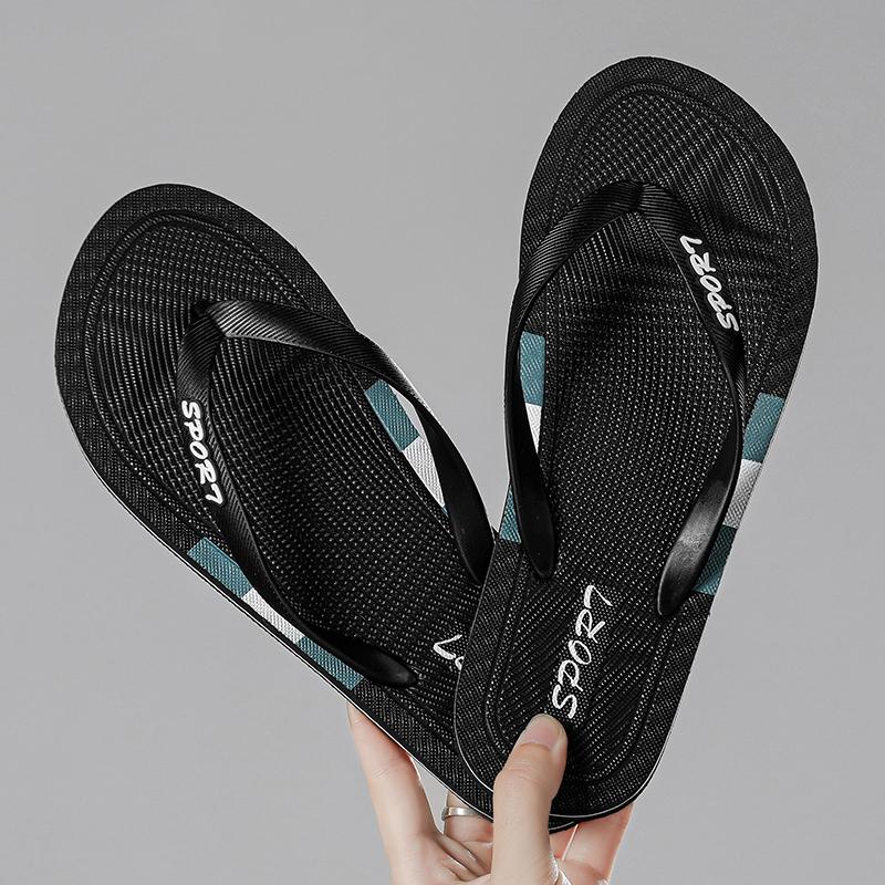 Fashion New summer flat men's non-slip lightweight wading outdoor beach sandals Family bathroom sandals flip-flops men's shoes