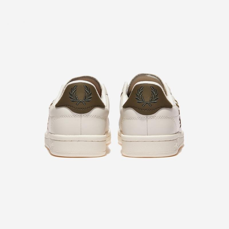 Fred Perry B721 Leather Branded B7323 Porcelain Uniform Green  U04 
