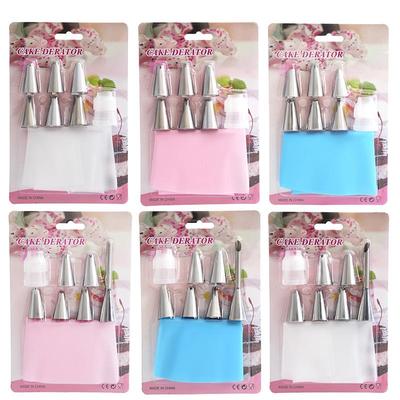 Set di 8 Sac à Poche in Acciaio Inossidabile e Convertitore a 6 Teste con Sacca - Set di Strumenti per la Cottura di Torte