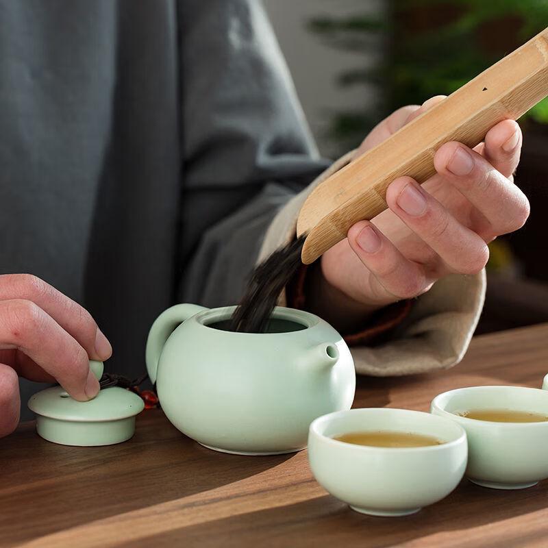 Tuoqiao Portable Ceramic Tea Set