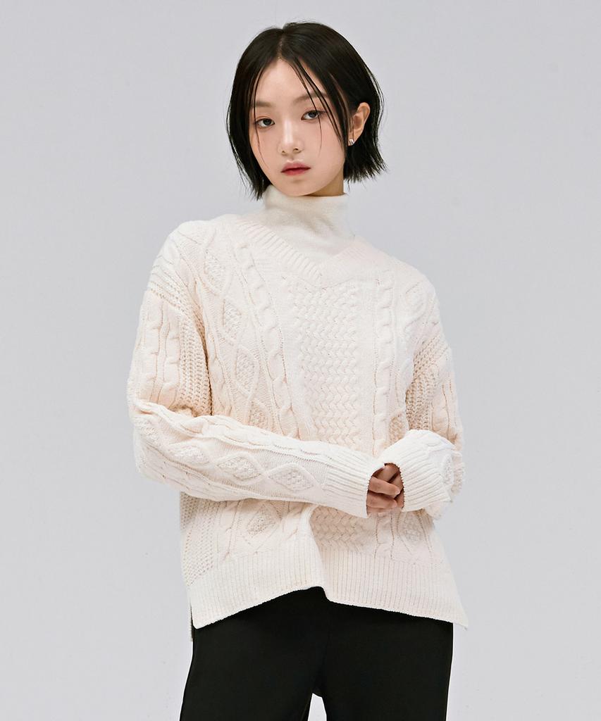 CHASECULT Women'S V-Neck Cable Sweater - Ivory