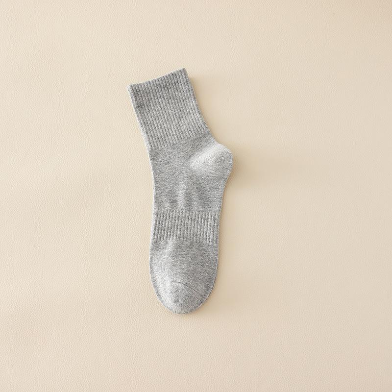 Men's Spring and Autumn Pure Color Cotton Sweat Absorbing Breathable Tube Socks