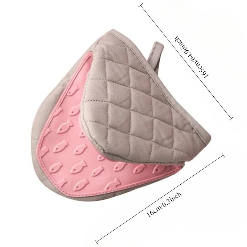 Fish-Shaped Half Gel Oven Mitt  Extra Thick Cotton Insulated, Heat-Resistant  Multi Purpose