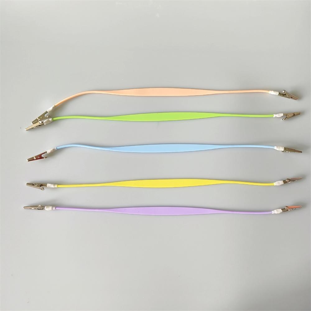 1pc Dental Bibs Clip Chain Napkin Holder Scarf Clips Spring Rope Sterilizable Saliva Towel Clip Dentist Lab Dentistry Materials