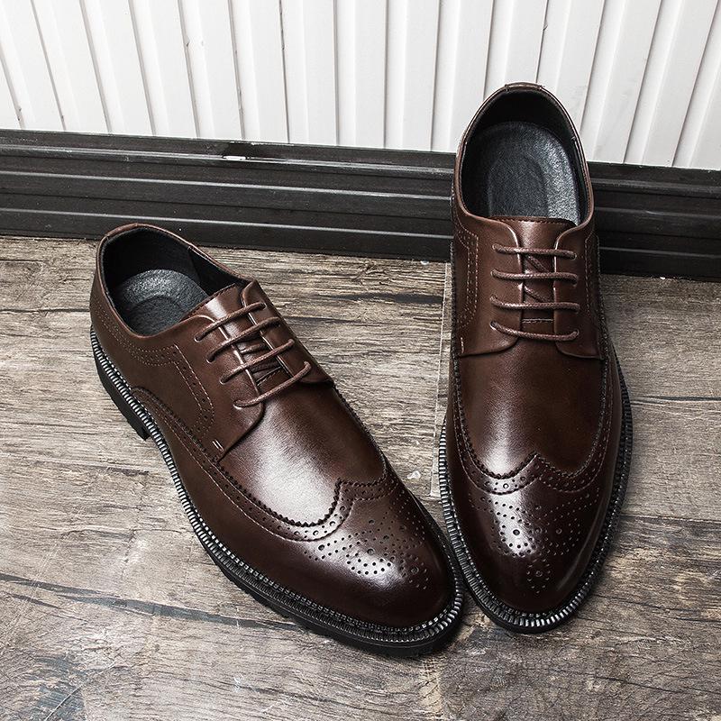 Pantofi formali de nuntă mărime mare 45 Pantofi cu vârf ascuțit din piele 46 Pantofi de afaceri pentru bărbați cu gravură Brock 830-Z