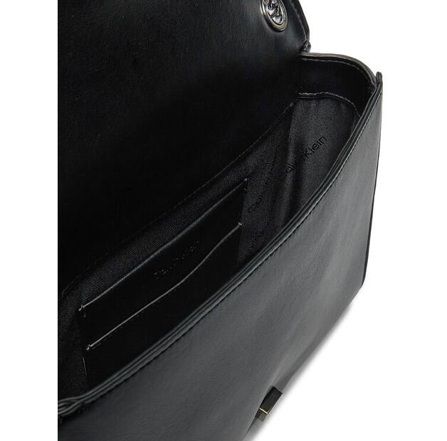 Сумка Calvin Klein Calvin Klein Mini Line Quilt Shoulder Bag K60K613080 чёрный