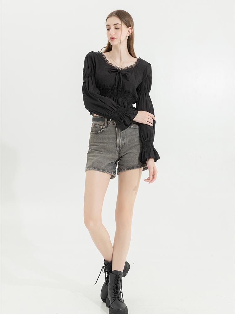 French Pleated Lantern Long Sleeve Shirt Women New Vintage White Square Collar Blouse Tops Female Korean Fashion Desidn Casual Clothing 2024
