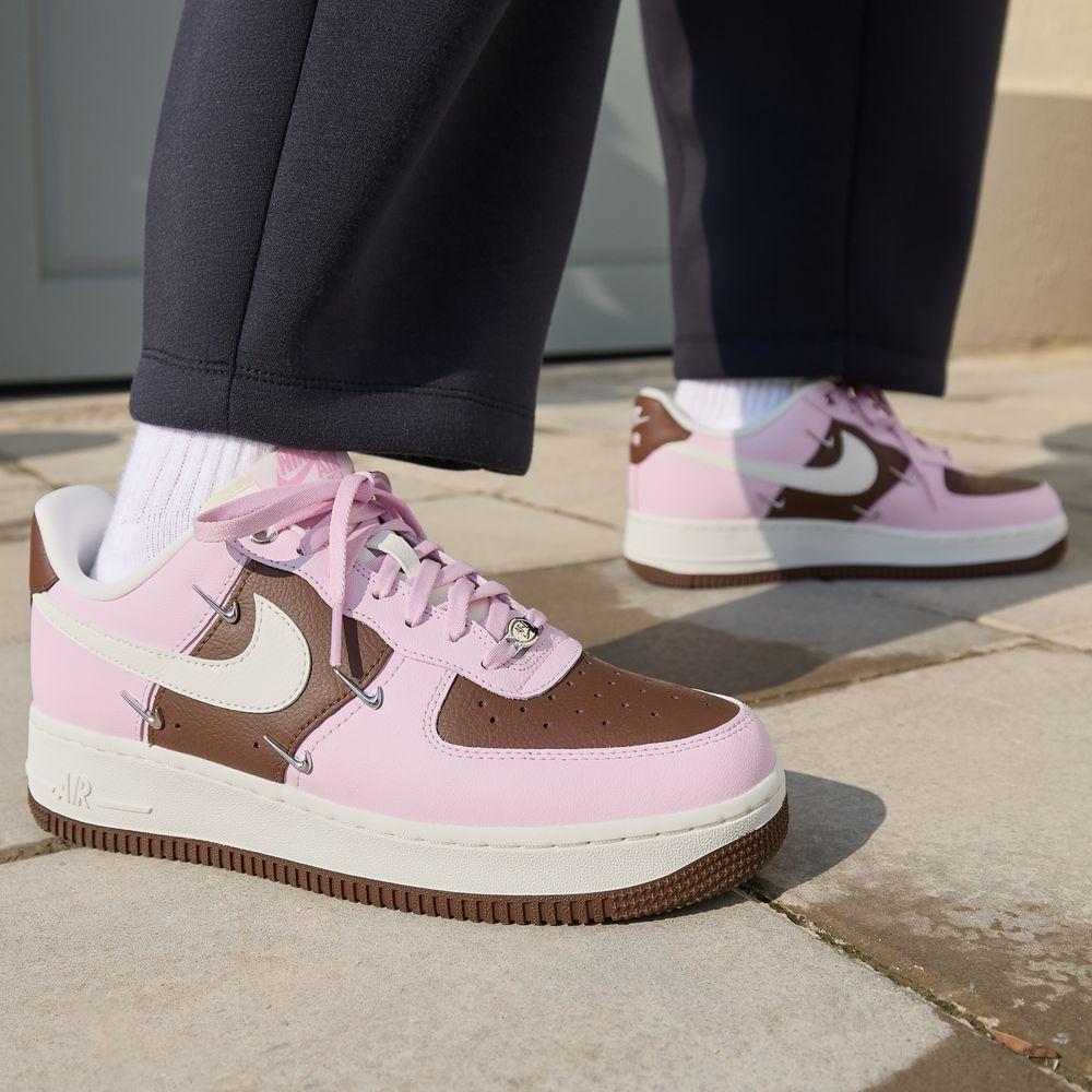 

Nike Air Force 1 Low 07 LX Cacao Wow Pink Foam Metallic Silver Mini S 35.5