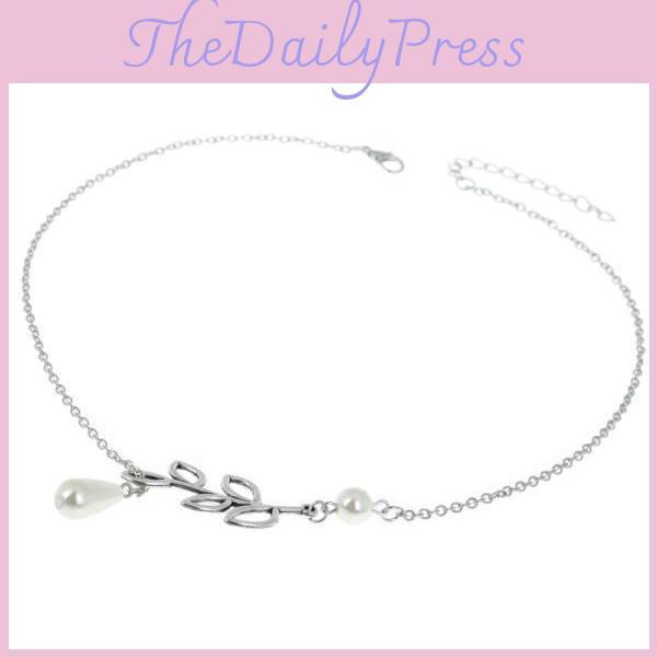 Elegant Pearl Drop Leaf Necklace In Alloy For Fashionable Women And Trendy Styles