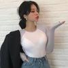 T-shirt Raglan Slim-Fit Chic Retrò di Hong Kong: Top a Maniche Lunghe Bianco e Nero da Donna