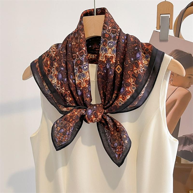 

Fashion 68cm Square Scarf Women Floral Print Design Bandanas Lady Scarves Headband Accessories Handkerchief Hair 68cmX68cm