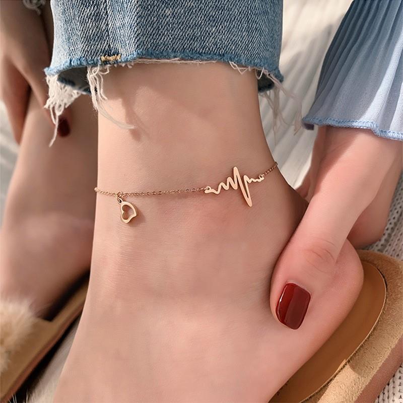 Tide Double-Layer Heart Anklet: 18K Gold-Plated Titanium Steel, Non-fading Fashion Light Luxury for Women