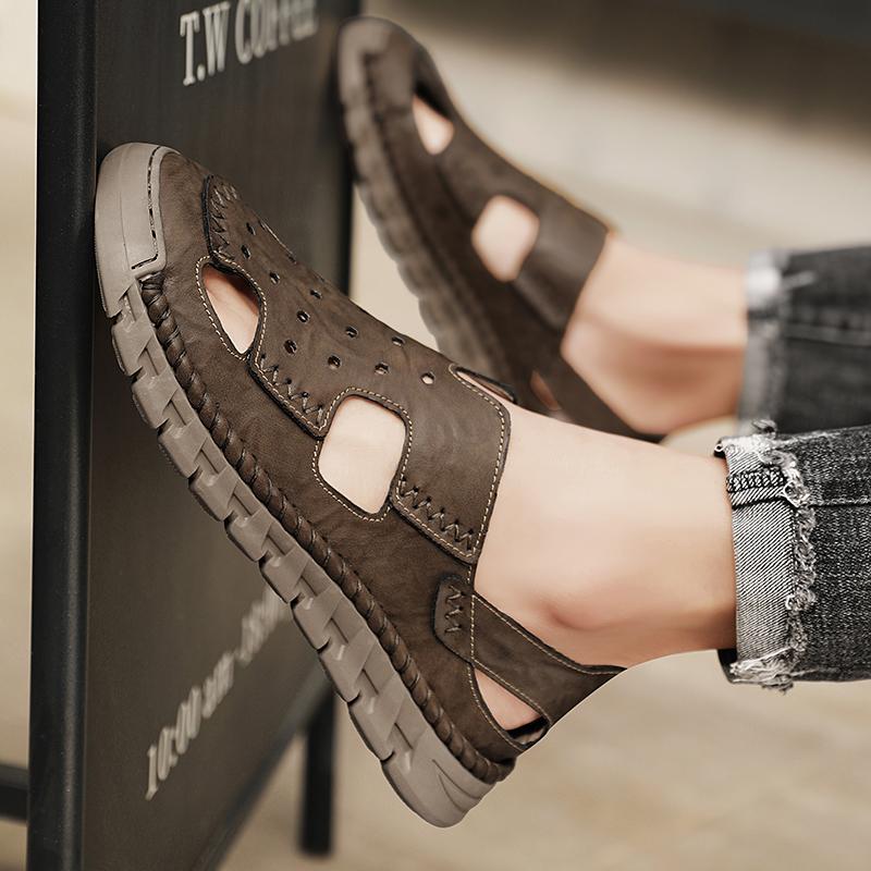 Fashion Luxury Sandals for Men Breathable Outdoor Walking Shoes Men's Summer Sandals Lightweight Beach Non-Slip Sole Casual Footwear