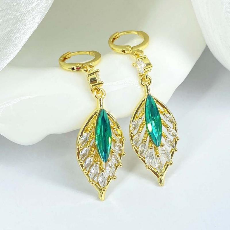Green Crystal Leaf Pendants Hanging Earrings for Women Full Rhinestone Luxury Crystal Dangle Earrings Korean Ear Jewelr зелёный