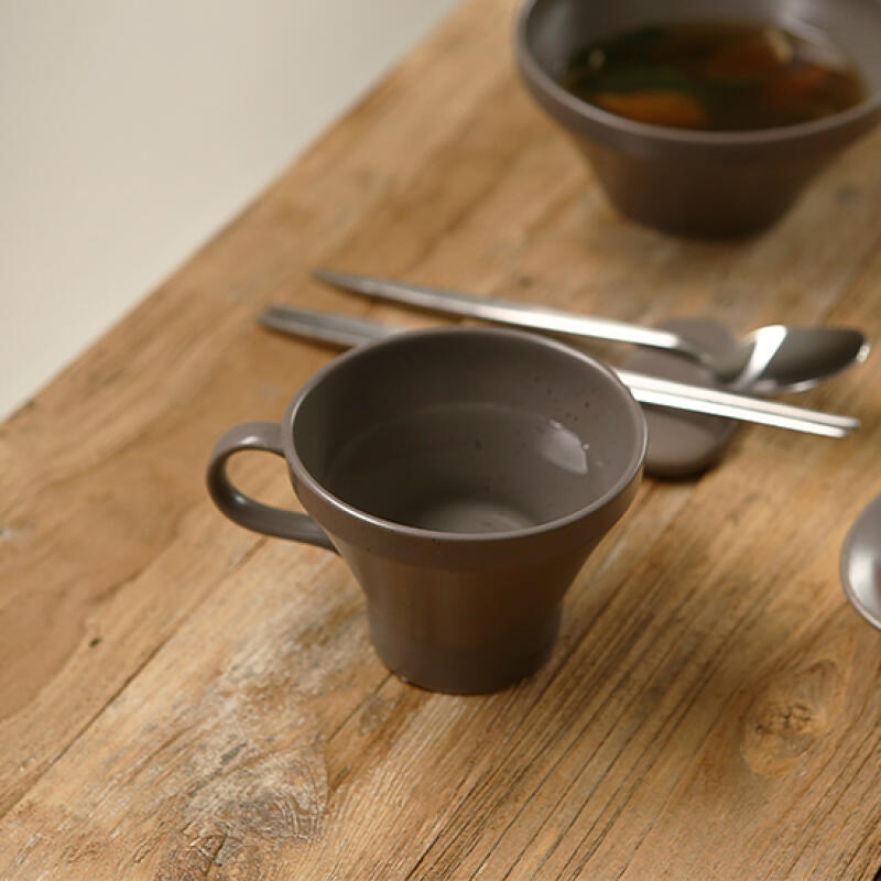 Pino Handle Mug Millstone
