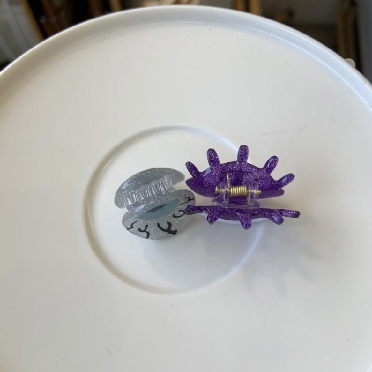 Skull/Bat Hair Claw Crab Hair Clip Punk Halloween Party Props Hair Shaping Tool