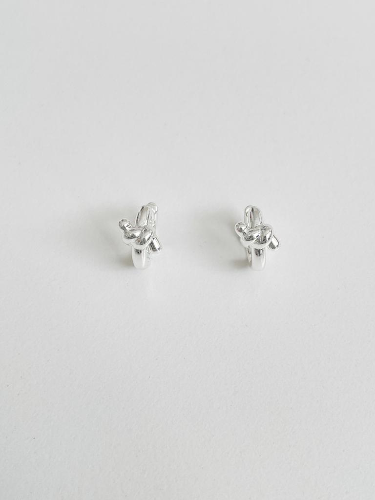 Elyona Ela 33 Mini Knot Earrings