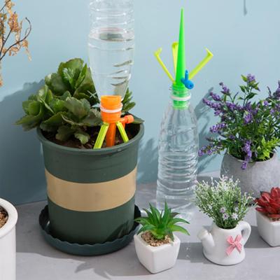 Automatisches Tropfbewässerungssystem Selbstbewässerungsspike für Blumenpflanzen Gewächshausgarten Einstellbares automatisches Wassertropfergerät