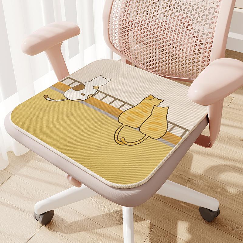 Cartoon Cute Four Season Cushion, Cooling Pad, Home Office Seat Cushion, Easy To Wash and Clean