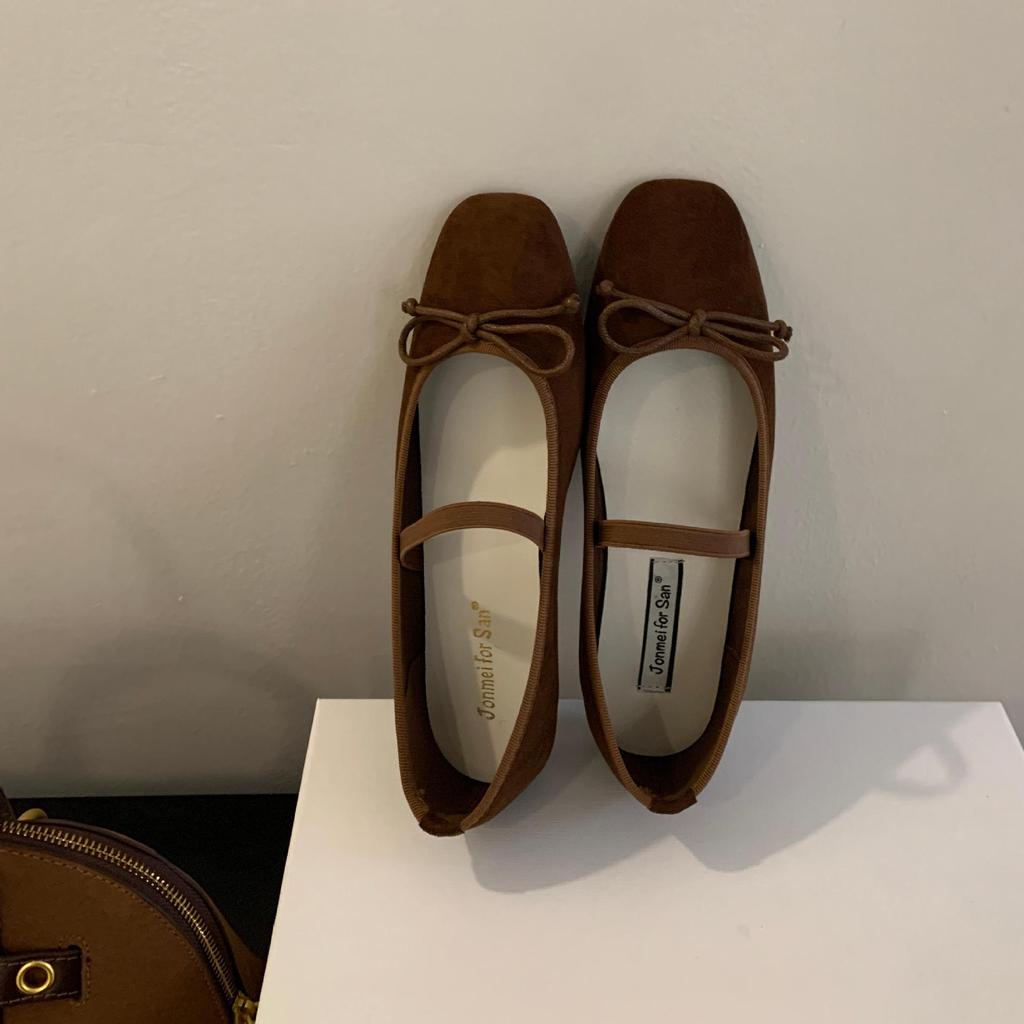 Mode Weiche Samt Fliege Ballerinas Frau Flats Niedrige Absätze Mary Janes Elastisches Band Slipper Loafers Damen Braut Hochzeit Ballerinas