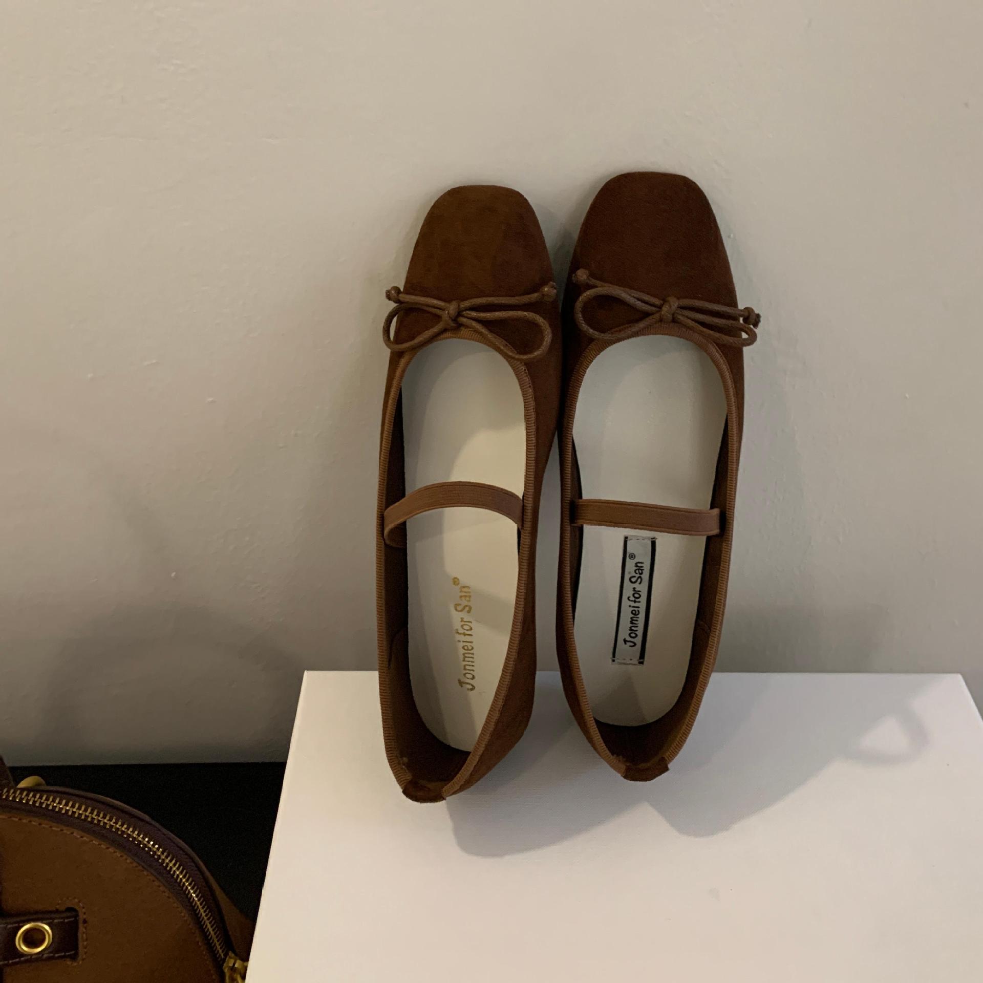 

Модные мягкие бархатные туфли-балетки с бантом, женские лоферы на плоской подошве и низком каблуке, Мэри Джейн, эластичная лента, слипоны, женские свадебные балетки 35 коричневый