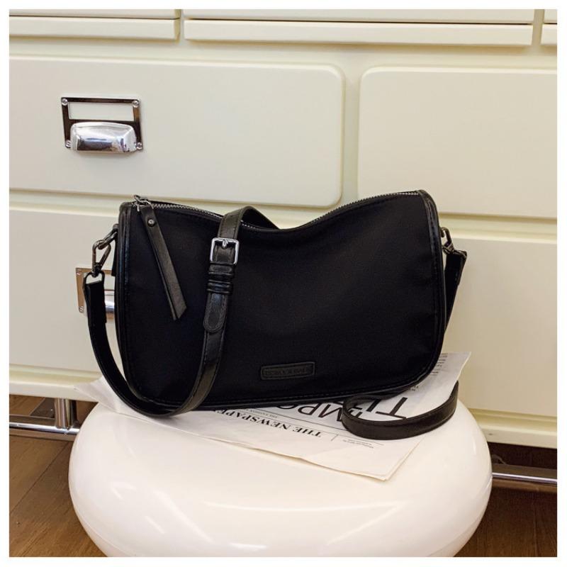 

Popular small bags women s bags autumn new simple and versatile broadband shoulder messenger bag canvas pillow bag tide чорний