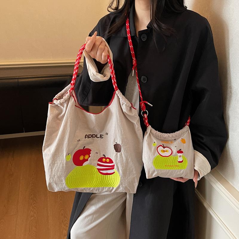 Niche Environmentally Friendly Embroidery Bag Shopping Bag Portable Shoulder Commuter Bag Lazy Bag Versatile Large-capacity Tote Bag