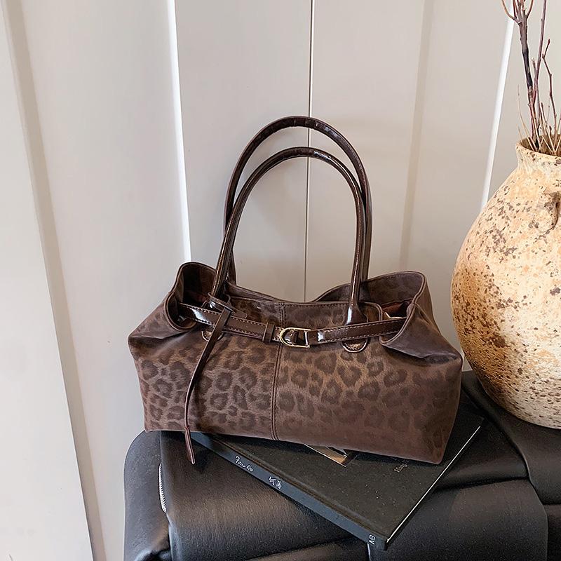 Leopard Print Belt Buckle Underarm Shoulder Bag,Vintage Large Capacity Women Tote Bag,2026 Autumn Winter New Top Handle Handbag