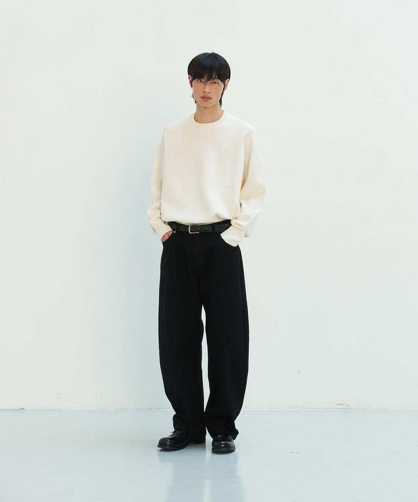 LEIRE Everyday Curved Denim Pants [Black]