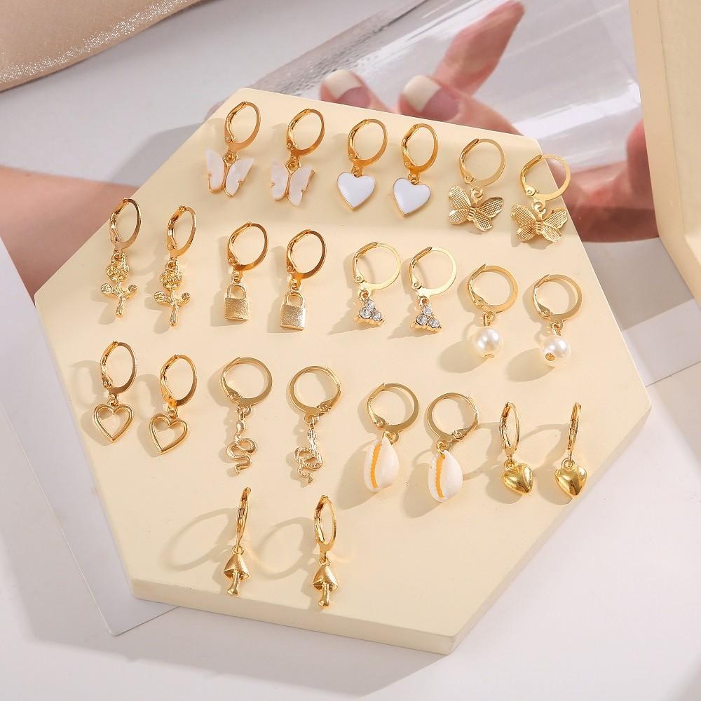 17KM Vintage Gold Color Hoop Earrings Set Pearl Metal Dangle Earrings for Women Crystal Twist Earrings Trendy Fashion Jewelry
