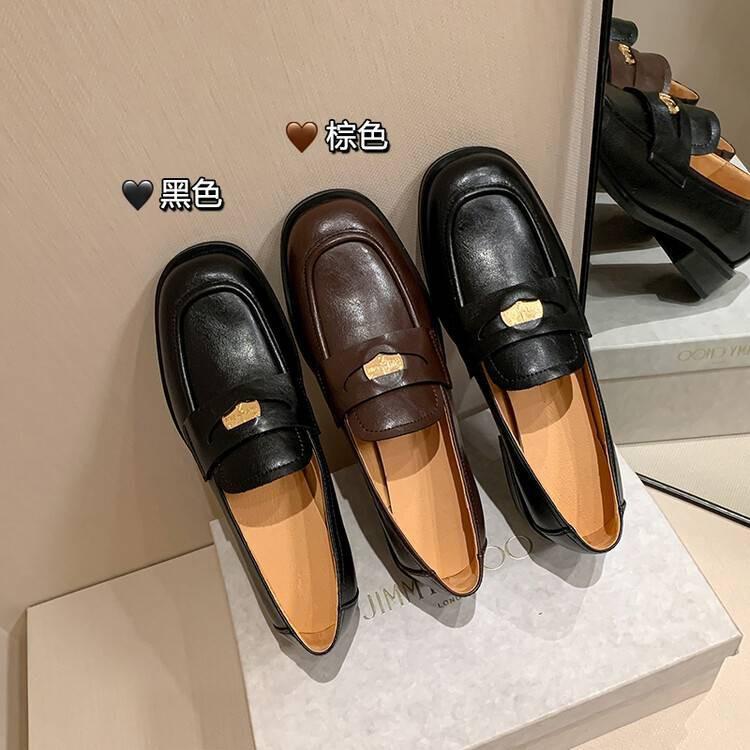 

Базовая модель~ осенние новинки 2025 года, повседневные туфли из натуральной кожи внутри и снаружи, лоферы с золотой монетой для маленькой богачки, женская уверенность 40 коричневый