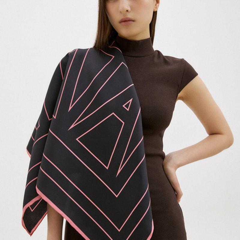 

AVVINA PELLE AVVINA Square Silk Scarf 90 - Black/Pink Black&Pink