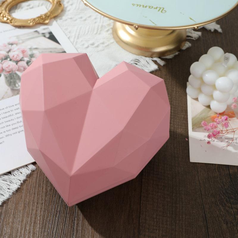 

Valentine s Day Love Gift Box Gift Wrapping Surprise Box Cosmetics Slogan Gift Box Wedding Birthday Anniversary Party Supplies 18x18x12cm
