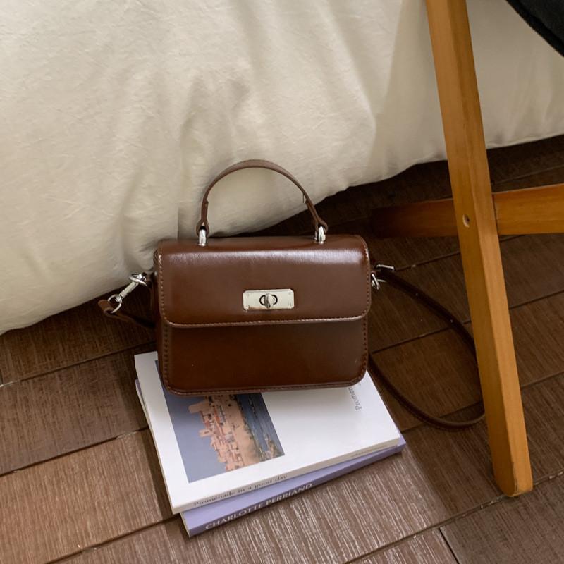Pu Small Square Bag For Women With Zipper Closure And Interior Pockets For Daily Use
