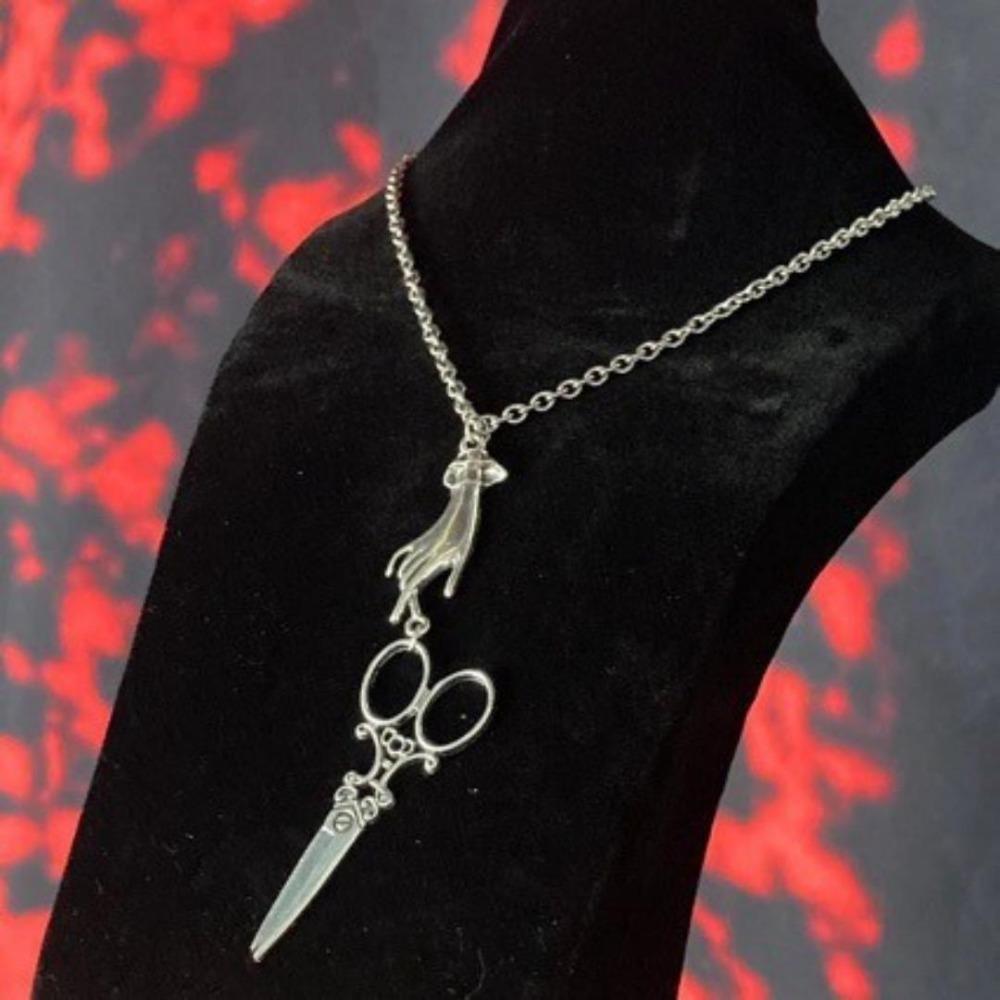 Punk Persönlichkeit Silberfarbe in der Hand halten Schere Anhänger Halskette für Frauen Männer Mode Friseur Schmuck Zubehör Geschenke